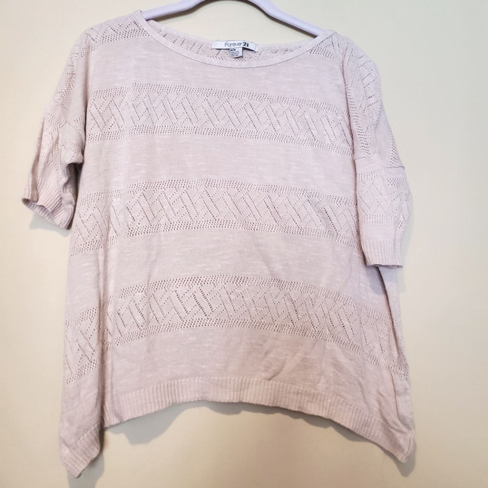 Beige knit crop top - size M